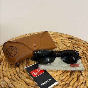 Ray-Ban New WayFarer Classic